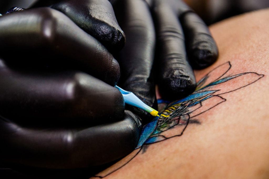 Restrizioni sulle sostanze contenute negli inchiostri per tatuaggi o trucco permanente