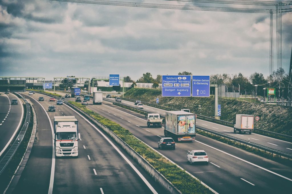 Tirolo: limitazioni al transito dei veicoli pesanti primo semestre 2022