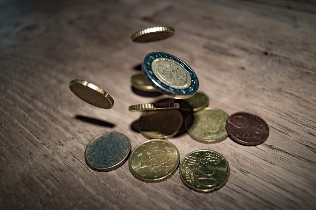 Sospeso conio delle monete da 1 e 2 centesimi: gli arrotondamenti
